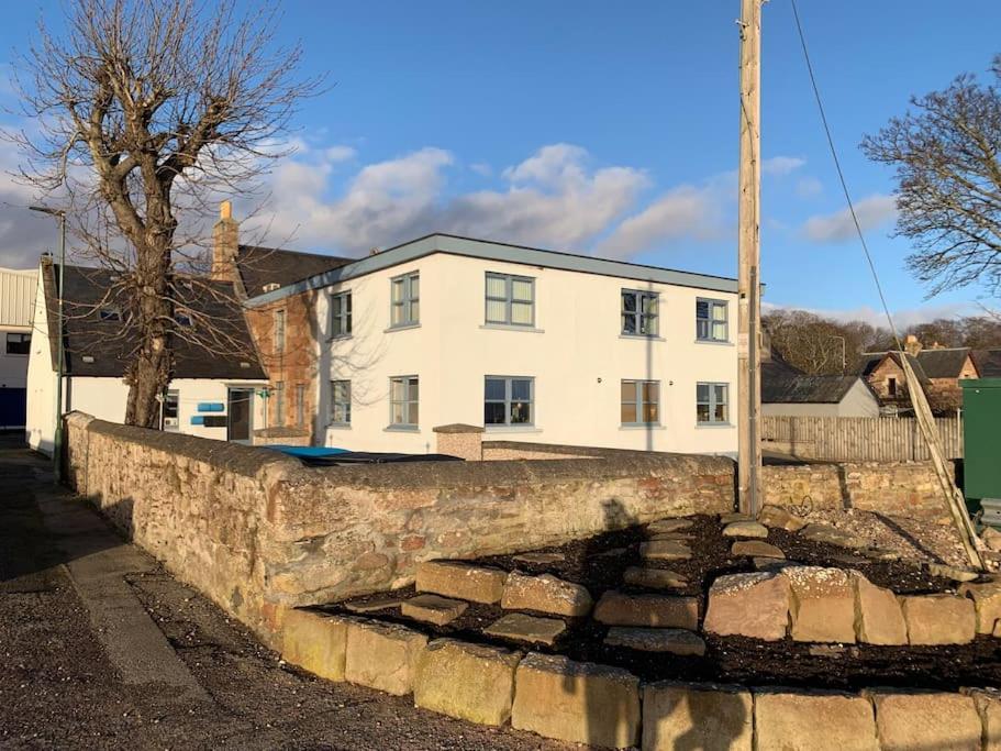 The Old Post Office Apartment Golspie Bagian luar foto